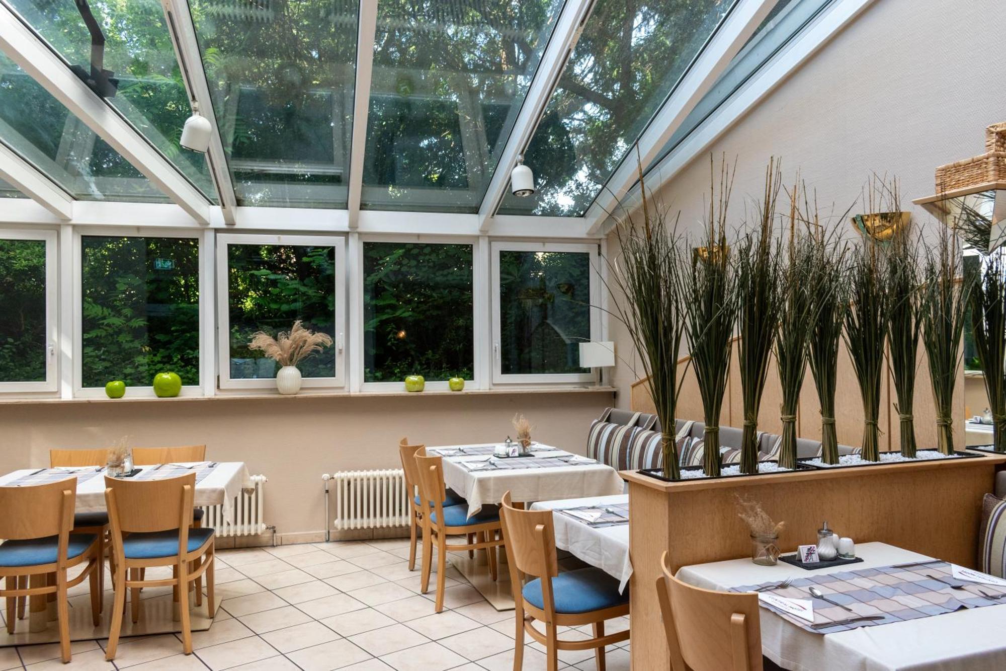 Central Hotel Eschborn Eksteriør billede
